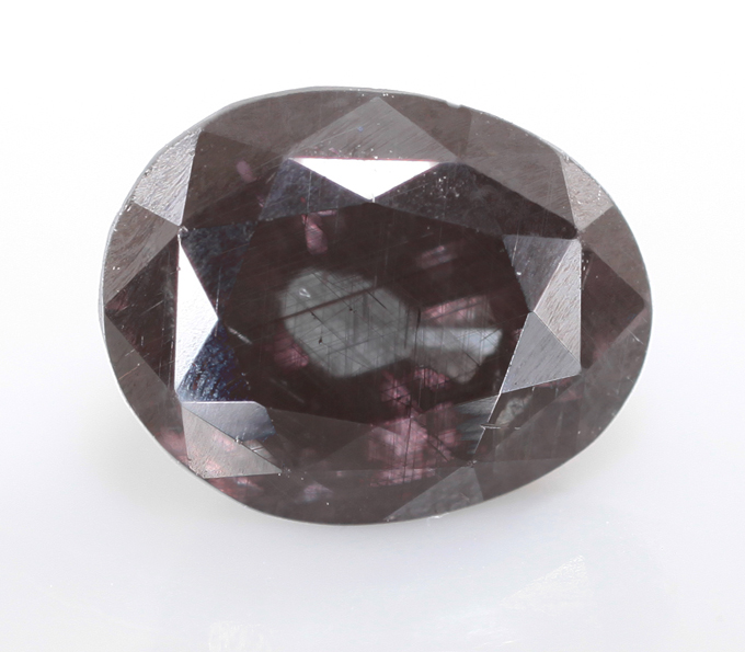 Гранат с александритовым эффектом 1,26 карата
