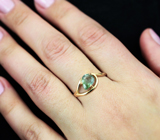 Золотое кольцо с "неоновым" полихромным турмалином 0,7 карата Золото