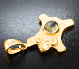 Кулон с насыщенным синхалитом высокой чистоты 1,03 карата и бриллиантом Золото