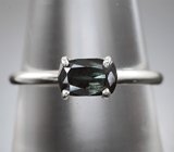 Кольцо с редким гранатом со сменой цвета 0,9 карата