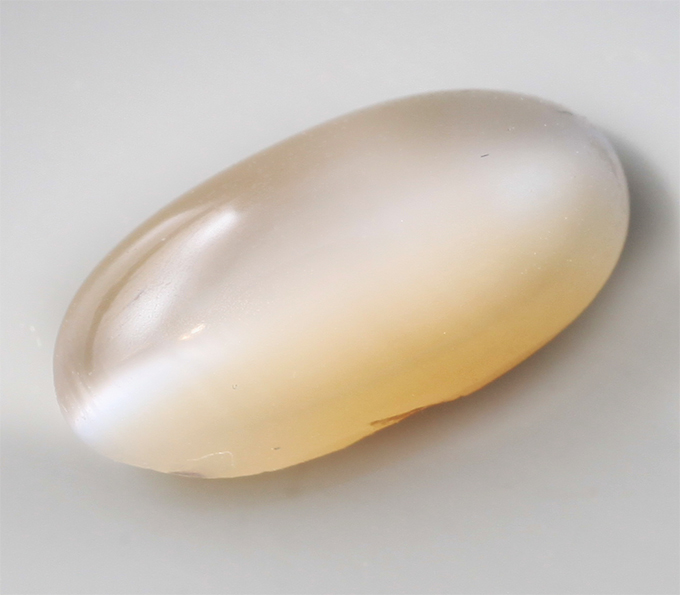 Хризоберилл с эффектом кошачьего глаза 1,21 карата