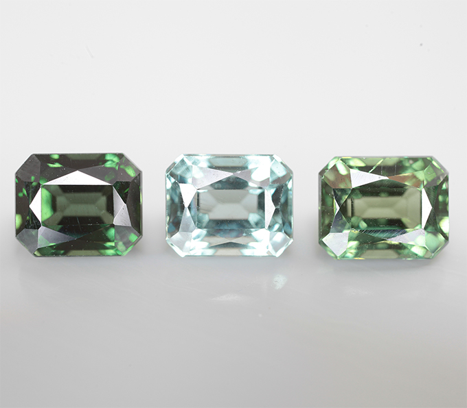 Набор из 3 "неоновых" апатитов разных оттенков 7,18 карата