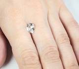 Чистейший бесцветный циркон 2,08 карата 