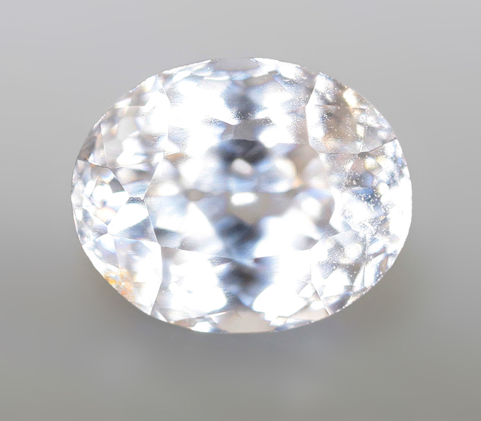 Бесцветный циркон 1,11 карата