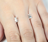 Пара бесцветных цирконов высокой чистоты 3,08 карата 