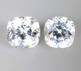 Пара чистейших бесцветных цирконов 4,16 карата 