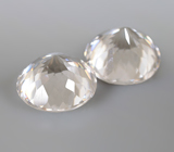 Пара чистейших бесцветных цирконов 3,04 карата 