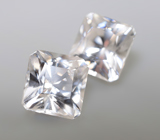 Пара чистейших бесцветных цирконов 3,2 карата 