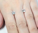 Пара чистейших бесцветных цирконов 3,2 карата