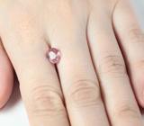 Розовая шпинель 1,82 карата 