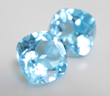 Пара чистейших голубых топазов 16,15 карата 