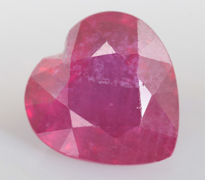 Кулон с рубином 1,64 карата Золото