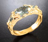 Текстурированное золотое кольцо с уральскими александритами высокой чистоты 1,32 карата и бриллиантами Золото
