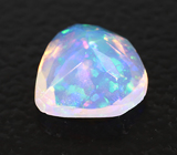 Ограненный эфиопский опал 0,41 карата 