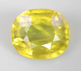 Зеленовато-желтый сфен 2,44 карата 