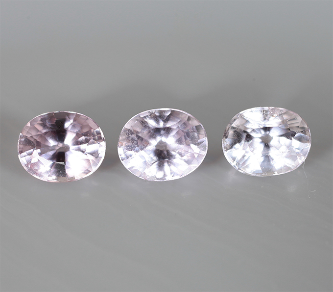 Без облагораживания! Набор из 3 сапфиров высокой чистоты 0,95 карата