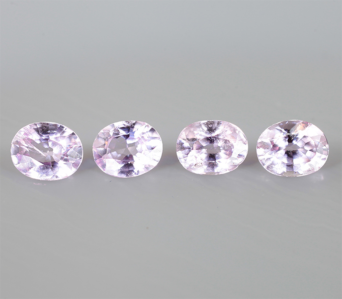 Без облагораживания! Набор из 4 сапфиров высокой чистоты 1,21 карата