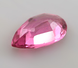 "Неоновая" розовая шпинель 0,26 карата 