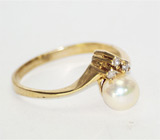 Кольцо с жемчужиной и бриллиантами Золото