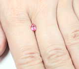 Топовый цвет! "Неоновая" розовая шпинель 0,45 карата 