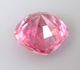 Топовый цвет! "Неоновая" розовая шпинель 0,33 карата