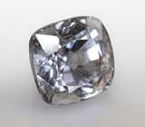 Титановая шпинель 2,06 карата 