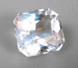 Ограненный лунный камень 1,06 карата