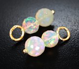 Золотые подвесы для серег с ограненными сферами эфиопских опалов 5,15 карата Золото