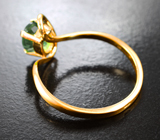 Золотое кольцо с "неоновым" изумрудно-зеленым турмалином 1,03 карата