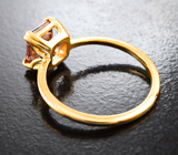 Золотое кольцо с падпараджа цирконом 1,54 карата Золото