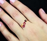 Золотое кольцо с насыщенной рубиновой и ярими "неоновыми" шпинелями 1,2 карата Золото