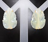 Золотые серьги с резным нефритом 11,65 карата