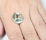 Чистейший зеленый аметист авторской огранки 11,26 карата 