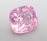 Неоново-розовая шпинель 0,87 карата 