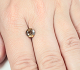 Оранжевато-желтый циркон 2,17 карата 