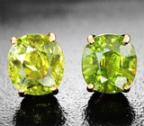 Крупные золотые пусеты с сочно-зелеными сфенами 5,93 карата