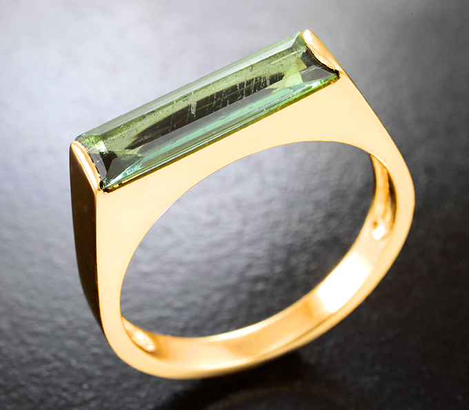 Стильное золотое кольцо с голубовато-зеленым турмалином 1,78 карата