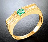 Золотое кольцо с ярким "неоновым" уральским изумрудом 0,19 карата и бриллиантами высоких характеристик