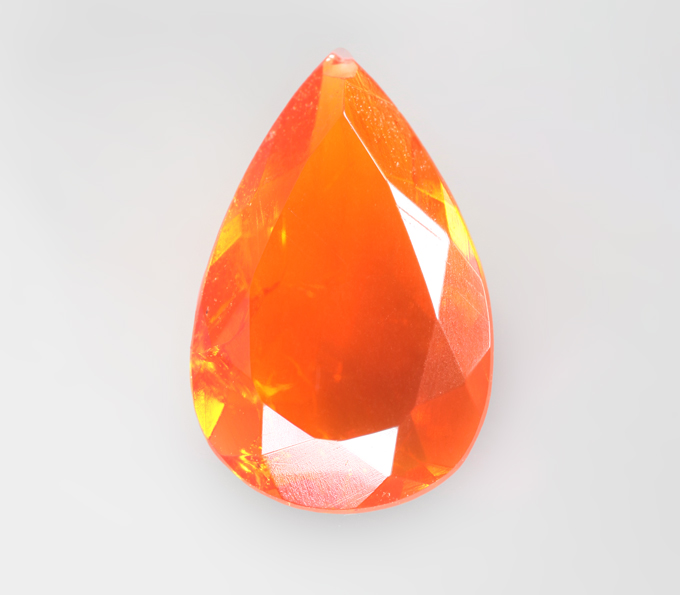 Мексиканский ограненный "огненный" опал 0,81 карата
