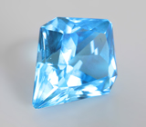 Чистейший крупный голубой Swiss топаз авторской огранки 12,01 карата