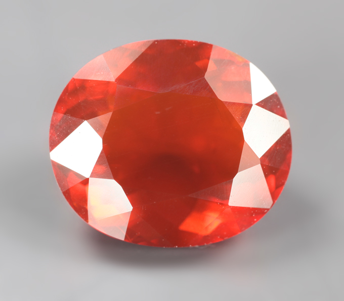 Крупный мексиканский ограненный "огненный" опал 3,56 карата