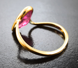 Золотое кольцо с неоново-розовым турмалином 1,37 карата Золото