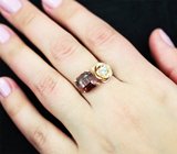 Золотое кольцо с крупным красновато-оранжевым 4,71 карата и бесцветным цирконами Золото