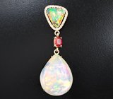 Крупный золотой кулон с роскошными опалами 18,75 карата, красной шпинелью и бесцветными цирконами