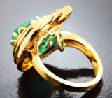 Массивное кольцо с крупным ярким уральским изумрудом 4,17 карата и бриллиантами Золото