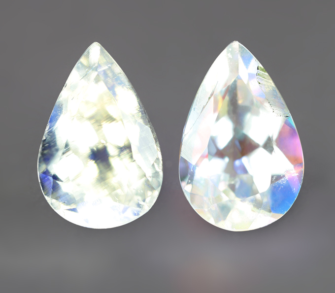 Пара ограненных лунных камней 2,91 карата