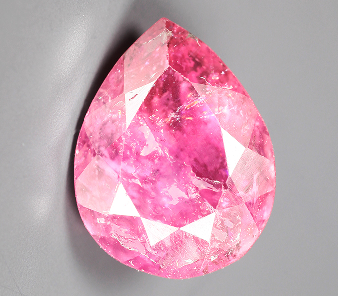 Рубеллит турмалин 3,25 карата