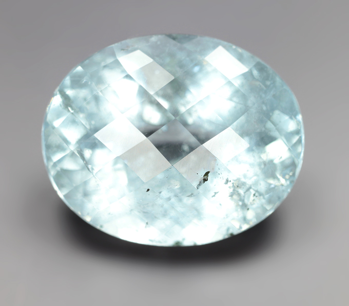 Крупный аквамарин 11,05 карата