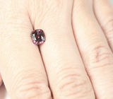 Розовато-пурпурная шпинель 1,62 карата 