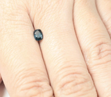 Редкая синяя шпинель 0,56 карата 